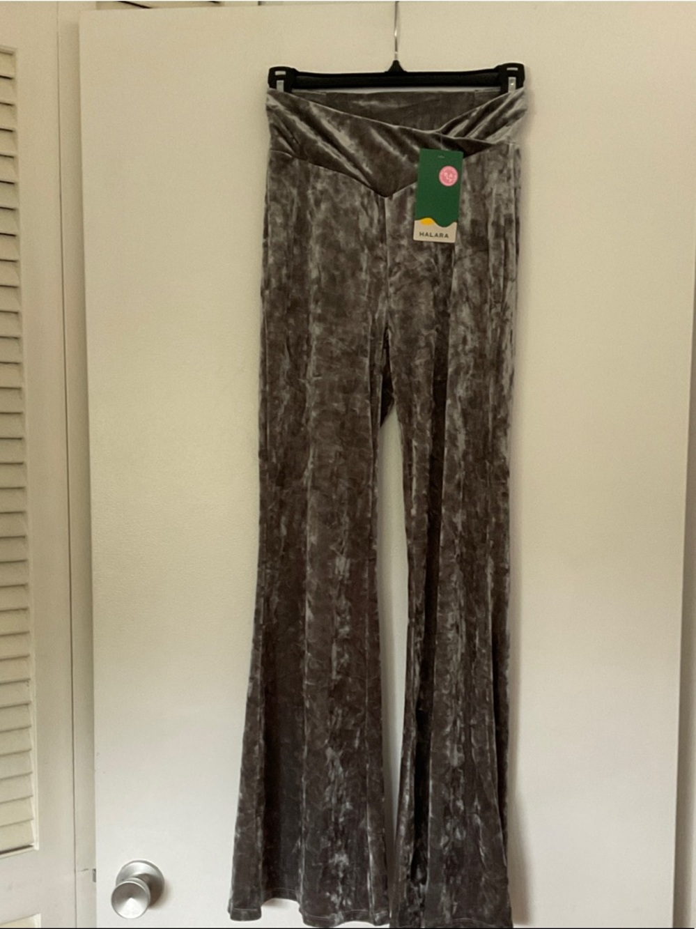 NWT Halara wide leg velvet leggings